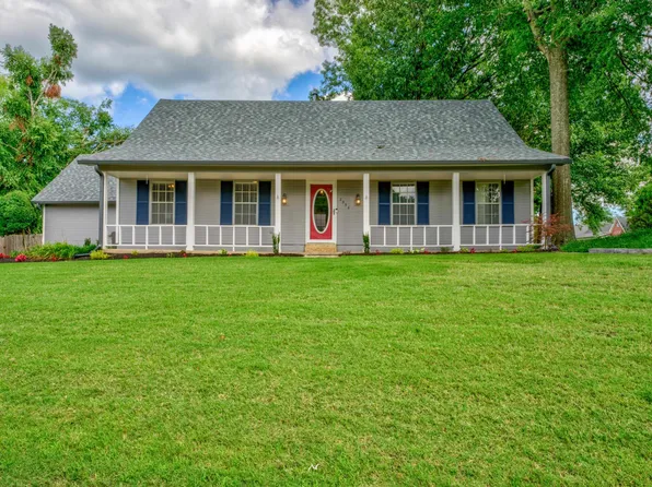 2996 Bramblebush Ln, Lakeland, TN 38002