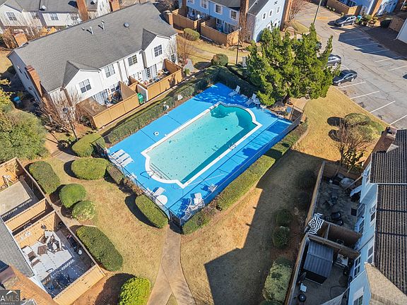 2nd image of 5554 Clover Rise Ln Unit 2