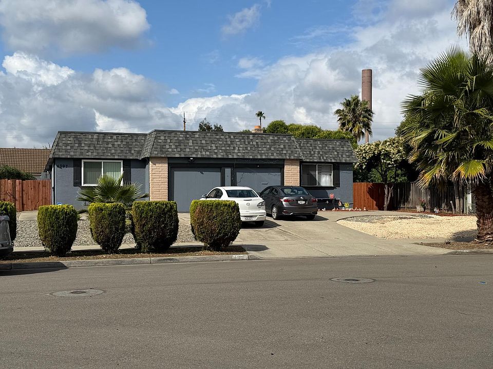 1st image of 4395-4397 Wessex Dr