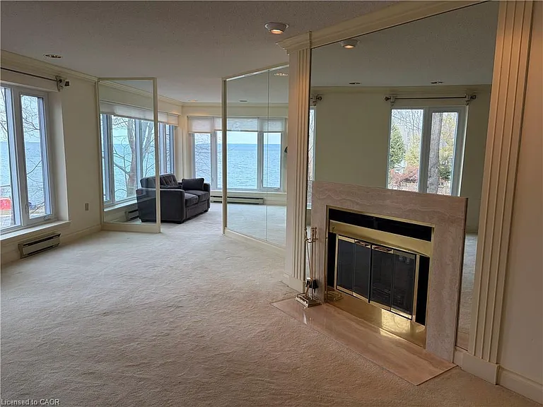 2220 Lakeshore Rd #25 — Photo 3