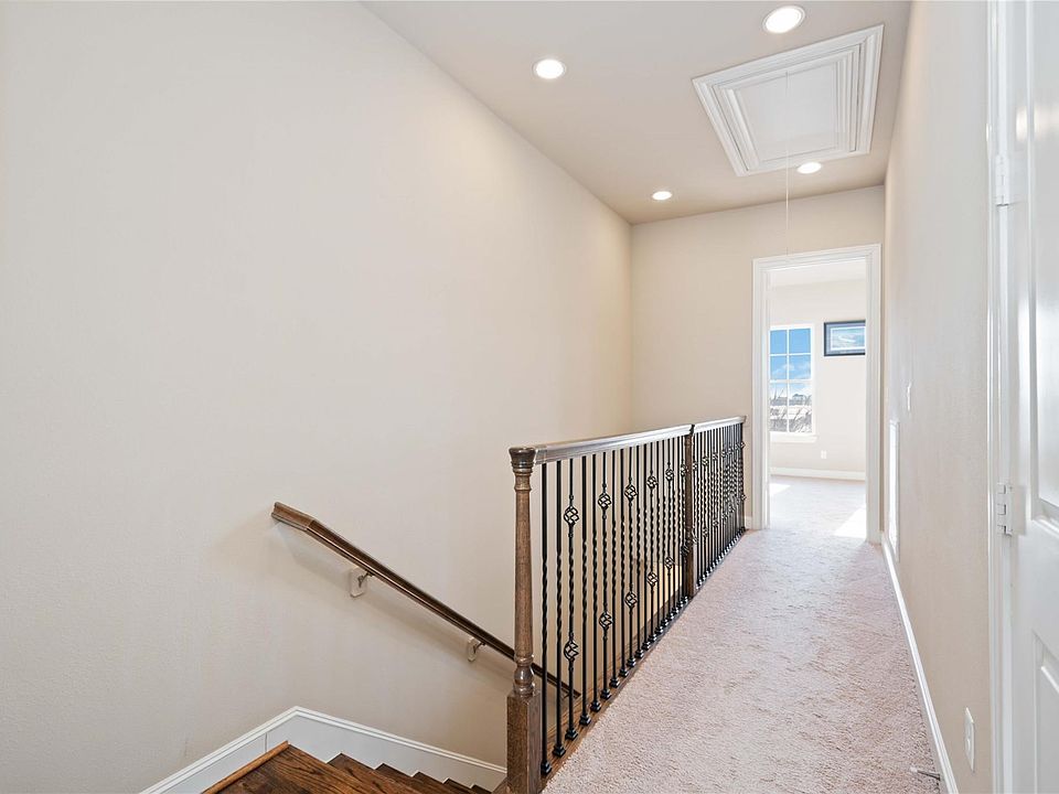 1st image of 1030 Live Oak St #1030