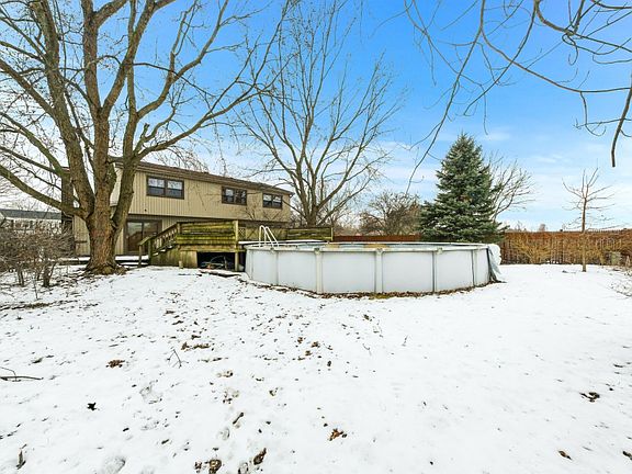 5th image of 205 N Whispering Hills Dr