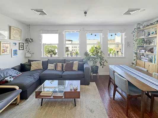 643 Washington Avenue #2