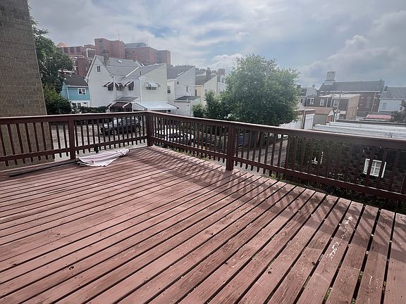 2nd image of 513 Edmond St #2