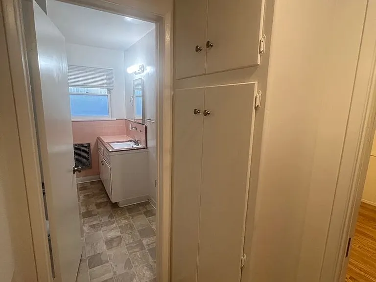 8366 Sargent Ave — Photo 28