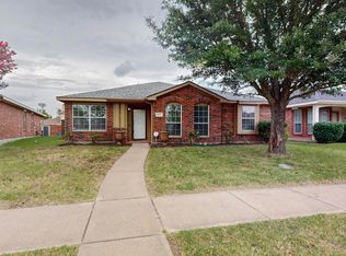 1857 Eagle River Trl, Lancaster, TX 75146