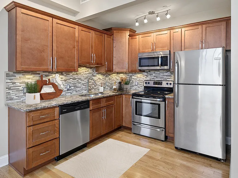 264 S Main St #404 — Photo 1