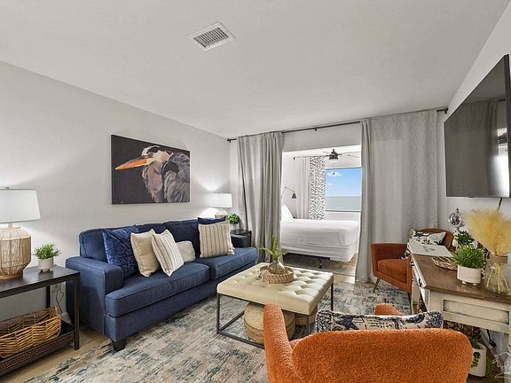 3rd image of 7453 Sunset Harbor Dr #204