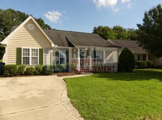 5405 Creek Point Ct, Greensboro, NC 27407