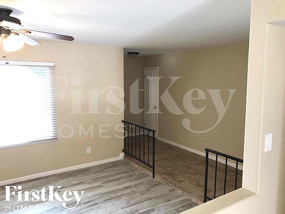 2nd image of 4149 W Shangri La Rd