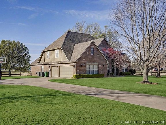 5th image of 8320 S 257th East Ave