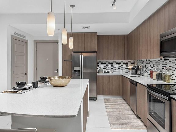 2nd image of 333 SE 2nd Ave #904