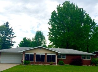 4800 Paris Dr, Godfrey, IL