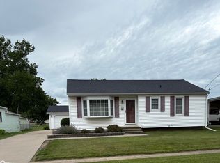 213 Lynwood Ave, Ottumwa, IA 52501