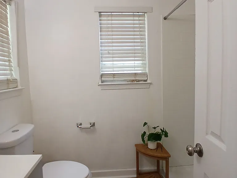 124 Mallard Dr — Photo 5