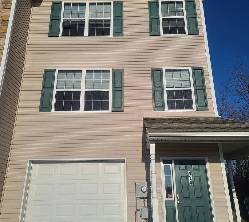 424 Viewpoint Way