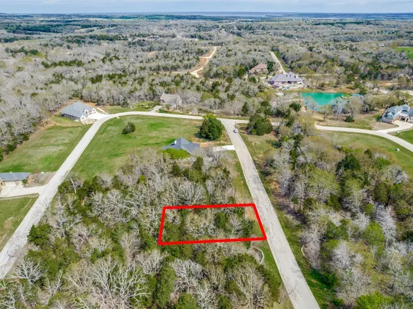 20 Memorial St #D, Gordonville, TX 76245