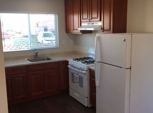 1015 S A St APT 6, Santa Rosa, CA 95404