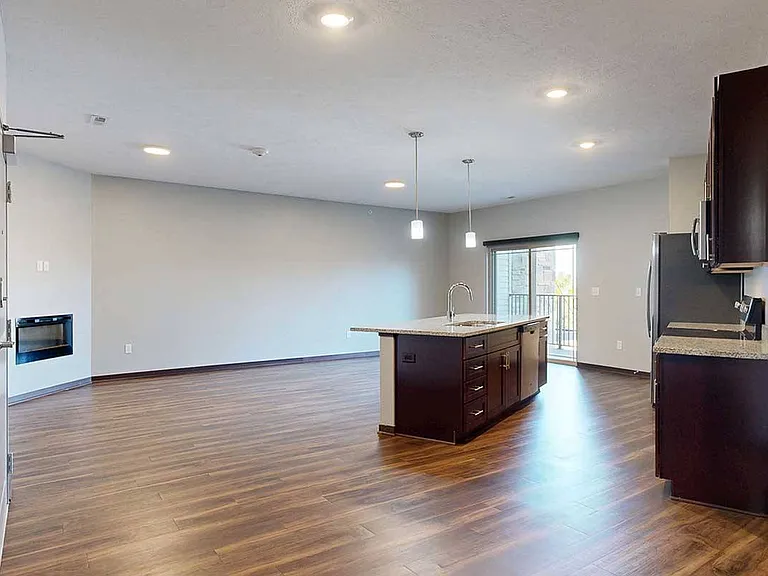 360 at Jordan West — Photo 110