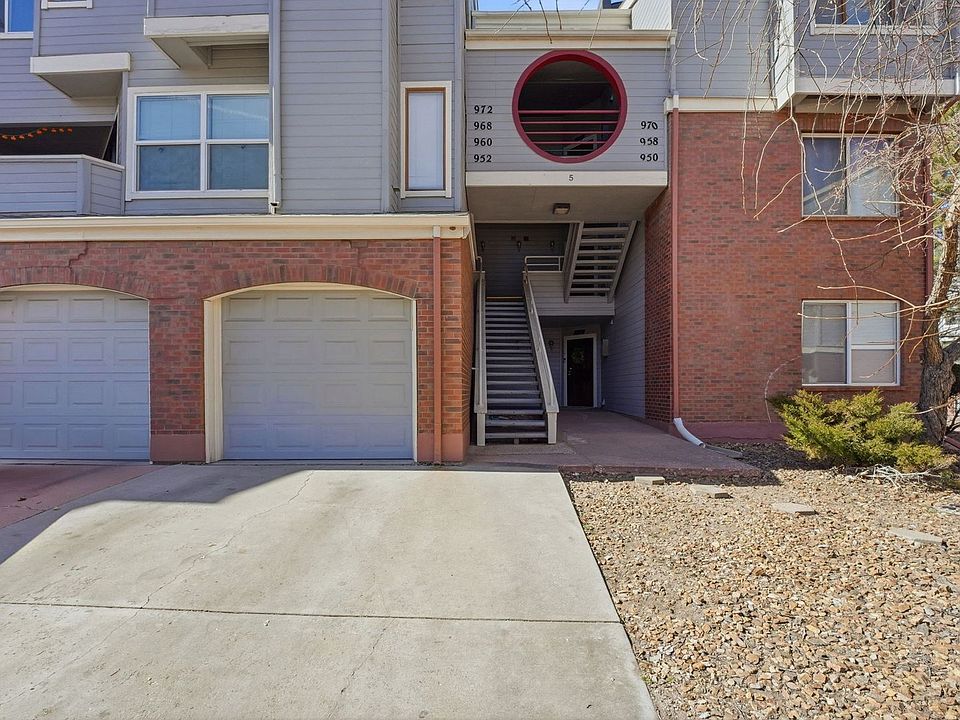1st image of 960 Acapulco Ct