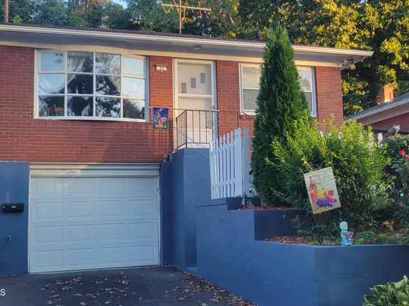 37 Hillcrest Avenue, Albany, NY 12203