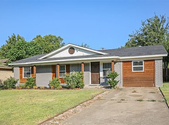 2nd image of 3911 Emerald Dr