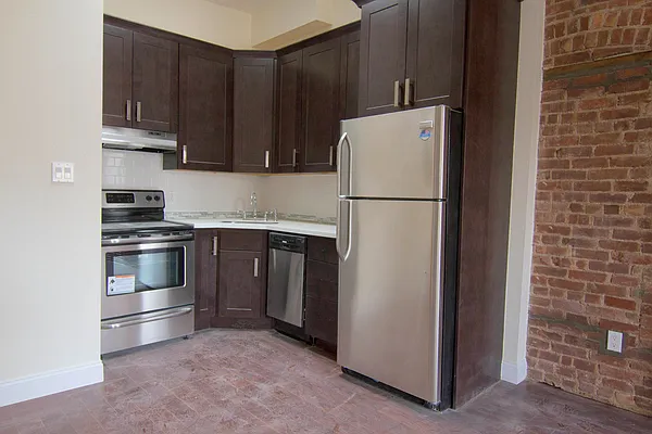 Rented by Strivers Management Group Corp (Brokerage) | media 5