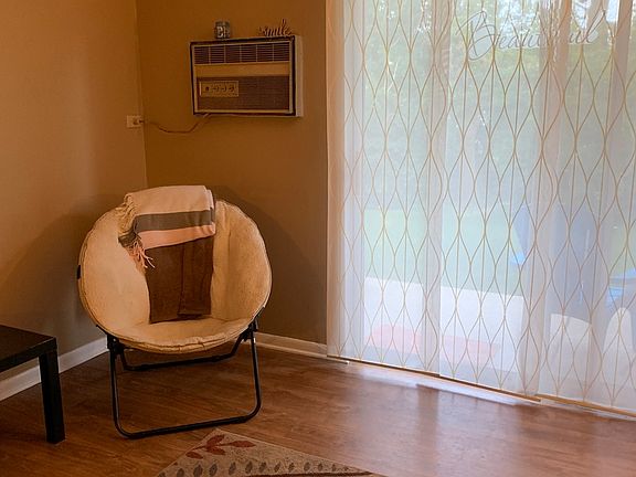 4th image of 7425 Brookdale Dr #2-103