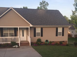 2570 Strawberry Ln, Randleman, NC 27317