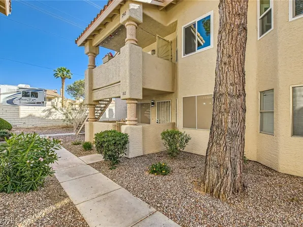 925 Rockview Dr Unit 102, Las Vegas, NV 89128