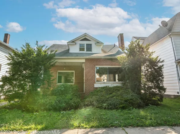 18 Birch St, Wilkes Barre, PA 18702