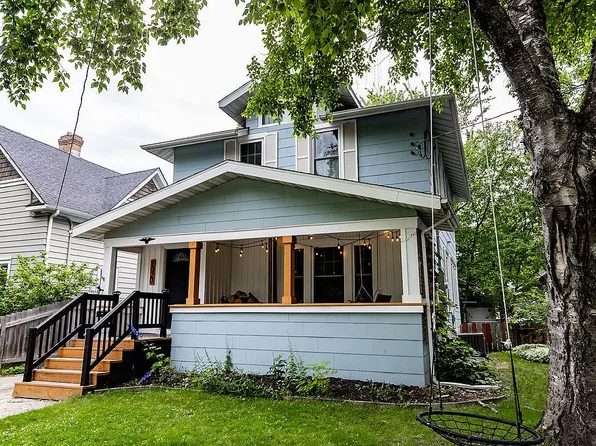 1020 6th St S, Fargo, ND 58103