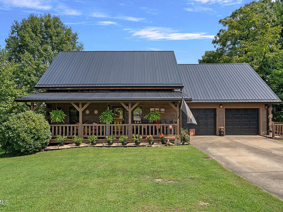 1st image of 160 Bluebonnet Ln
