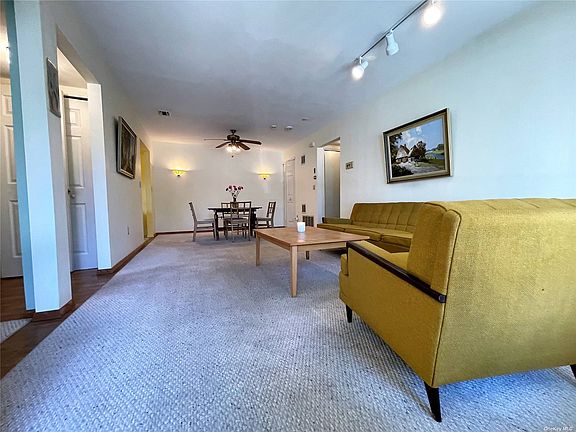 3rd image of 117 Clubhouse Dr #117