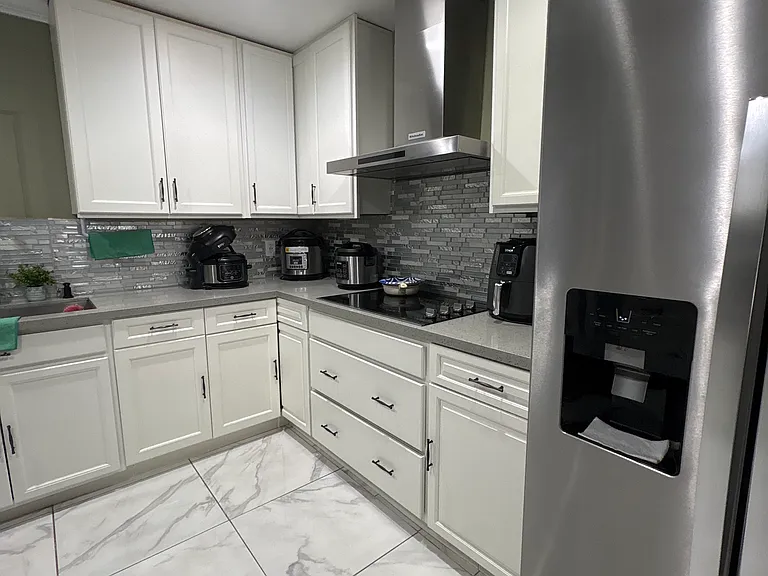 199 SE Crosspoint Dr — Photo 14