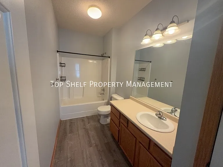 1207 NE 5th Ln #4 — Photo 9