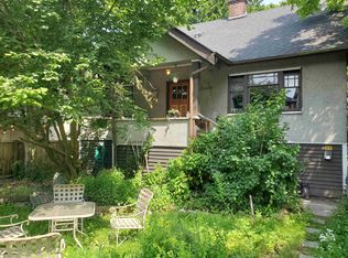 87 E 15th Ave, Vancouver, BC V5T 2P5