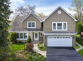2916 Norway Pine Ln, Northbrook, IL