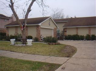 15822 Amapola Dr, Houston, TX 77083