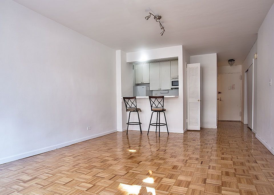 1st image of 245 E 35th St APT 7E