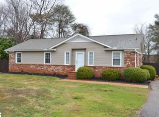 12 Riverwood Cir, Greenville, SC 29617
