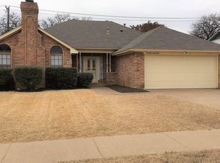 2422 Westpark Way Cir, Euless, TX 76040