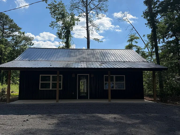80 Allen Rd — Photo 1