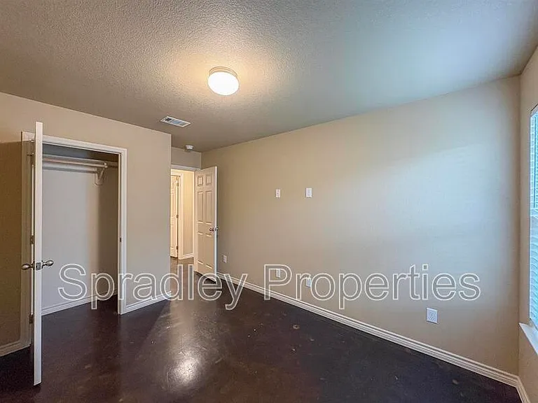 1032A Mason Dr — Photo 9