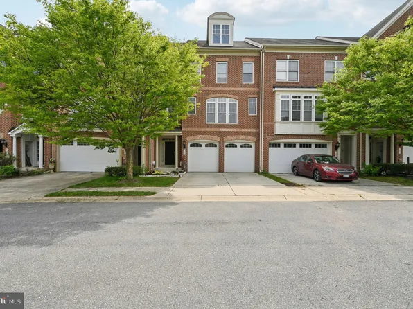 9606 Silken Leaf Ct, Laurel, MD 20723