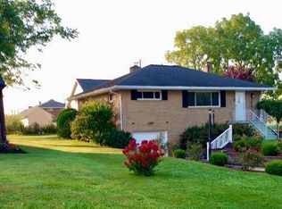 121 Cherry Ln, Aliquippa, PA
