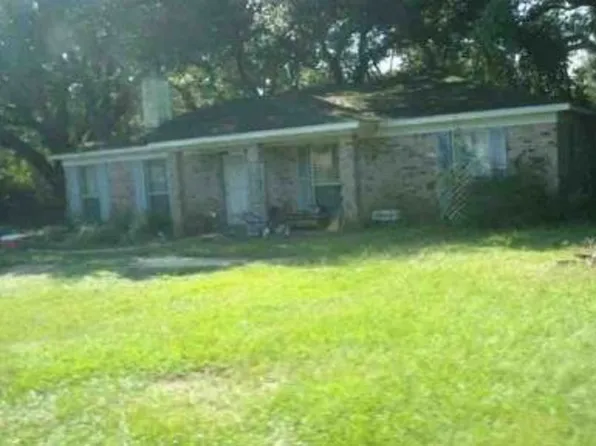 6721 Sandra Dr, Theodore, AL 36582