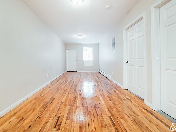 3rd image of 1013 E 156th St #1B
