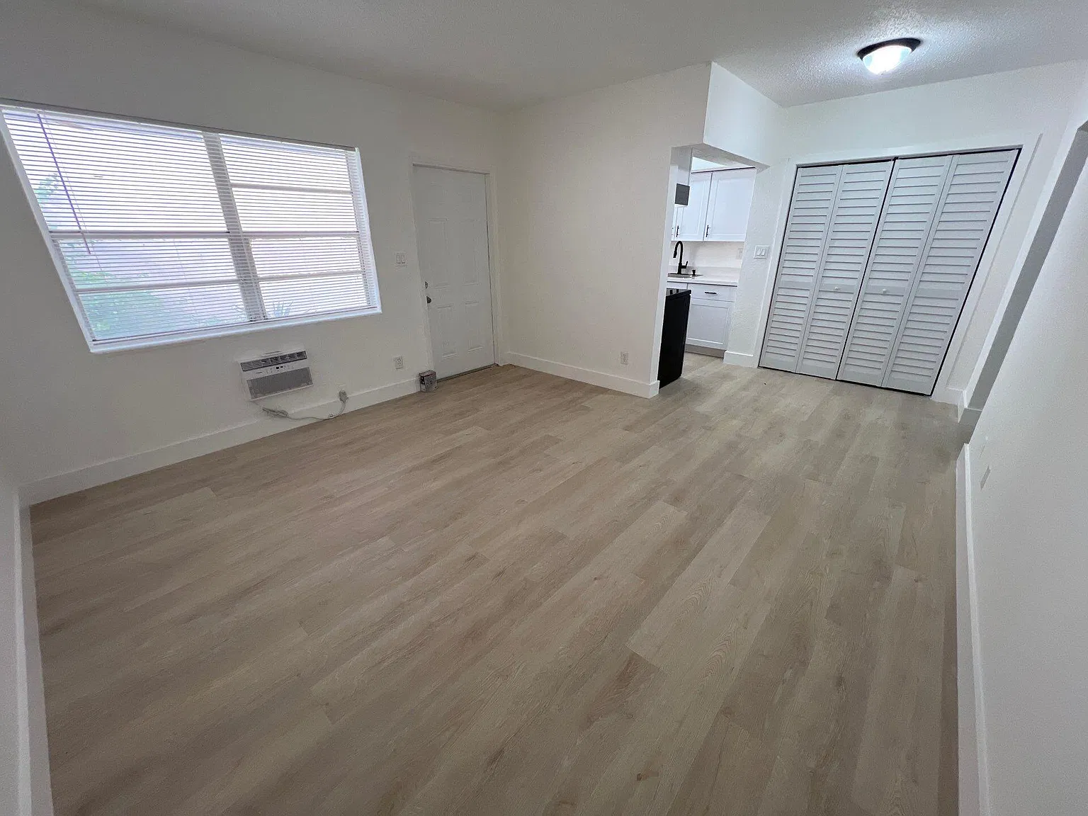 1 bed, 1.0 bath, 700 sqft, $1,695 — Photo 4