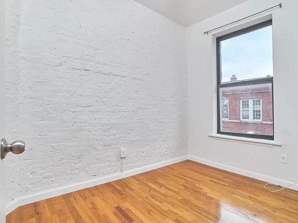 241 West 113th Street image 5 of 12